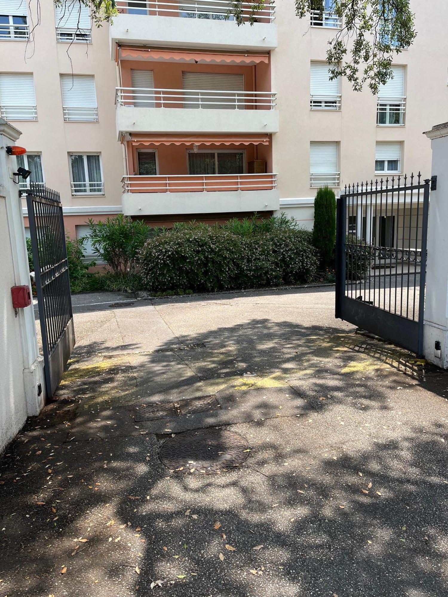 Appartement 84M² Avec 2 Parkings Privatifs Villeneuve-Loubet Εξωτερικό φωτογραφία
